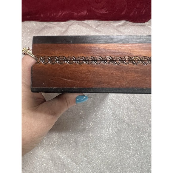 VTG BEAUTIFUL Handcrafted Rosewood Jewelry chest 5 x 3.5 x 1.5 (1506) - Picture 5 of 10